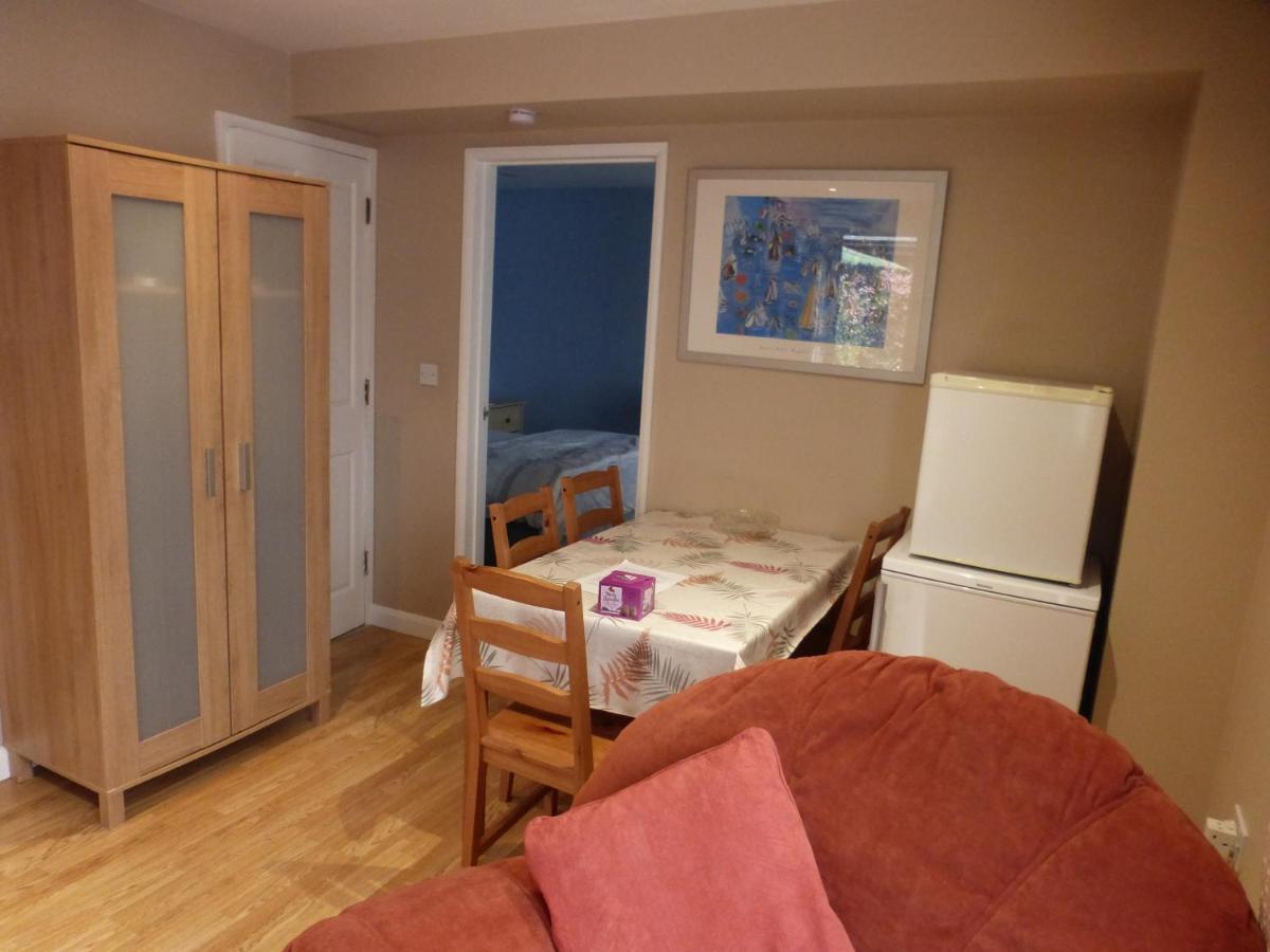 Self-Contained Private Apartment バーネット エクステリア 写真